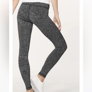 LuluLemon Wunder Under - Crackle Jaquard Black